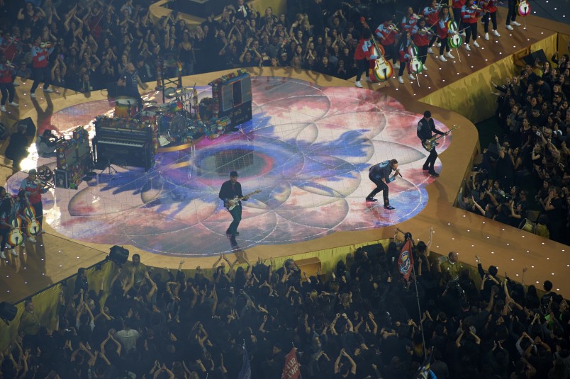 Football: Super Bowl 50: Aerial view of celebrity singer Chris Martin of Coldplay performing during halftime show of Denver Broncos vs Carolina Panthers game at Levi's Stadium. Santa Clara, CA 2/7/2016 CREDIT: Deanne Fitzmaurice (Photo by Deanne Fitzmaurice /Sports Illustrated/Getty Images) (Set Number: SI-130 TK1 )